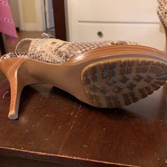 Michael Kors Snakeskin Stilettos - Picture 5 of 11